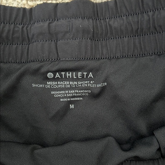 Athleta Mesh Racer Run Short 4” - Picture 2 of 5